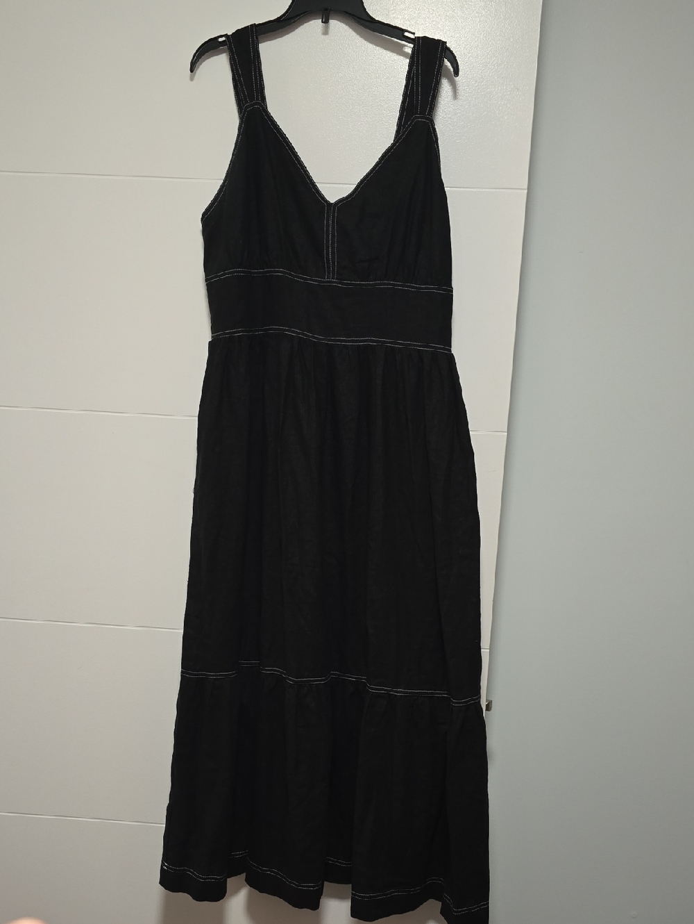 Scoop Black Maxi Dress